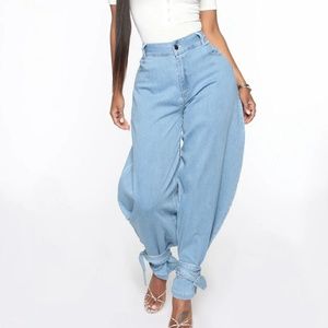 Fashion Nova No Loose Ends Balloon Mom Jeans